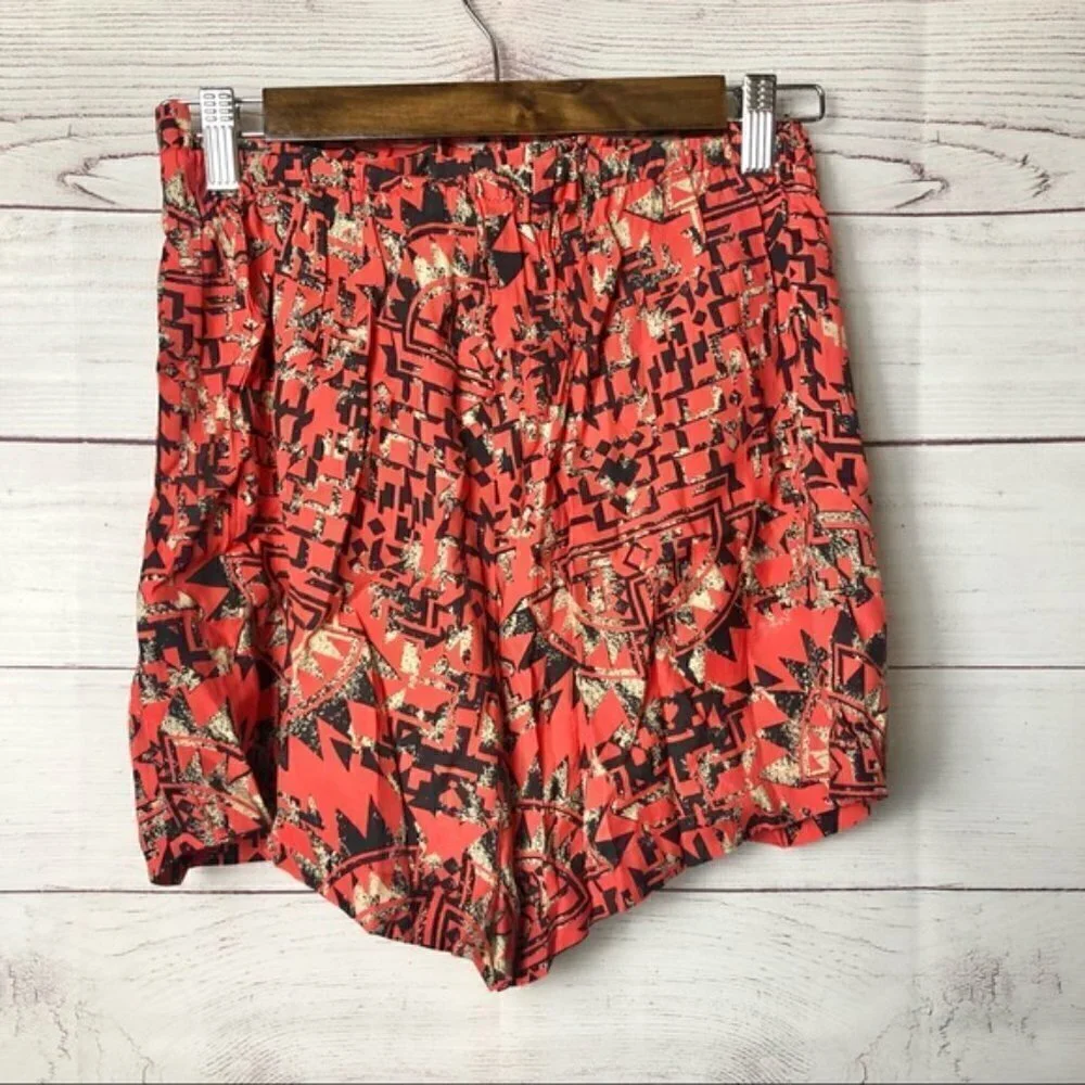 Dolce Vita Red‎ Macie Aztec Printed Soft Shorts Elastic Waist M